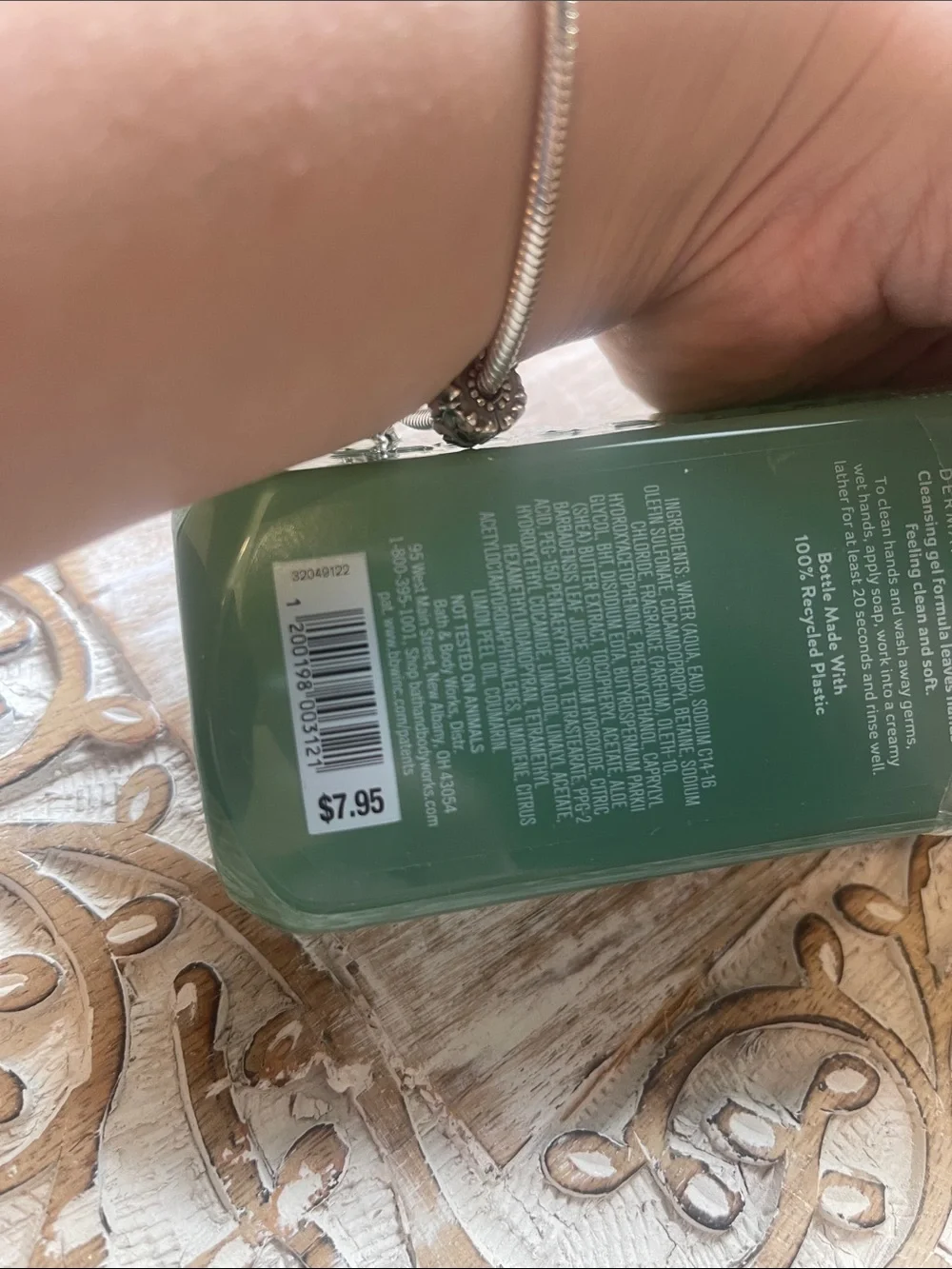 Bath & Body Works White Tea & Sage Hand Soap - Green